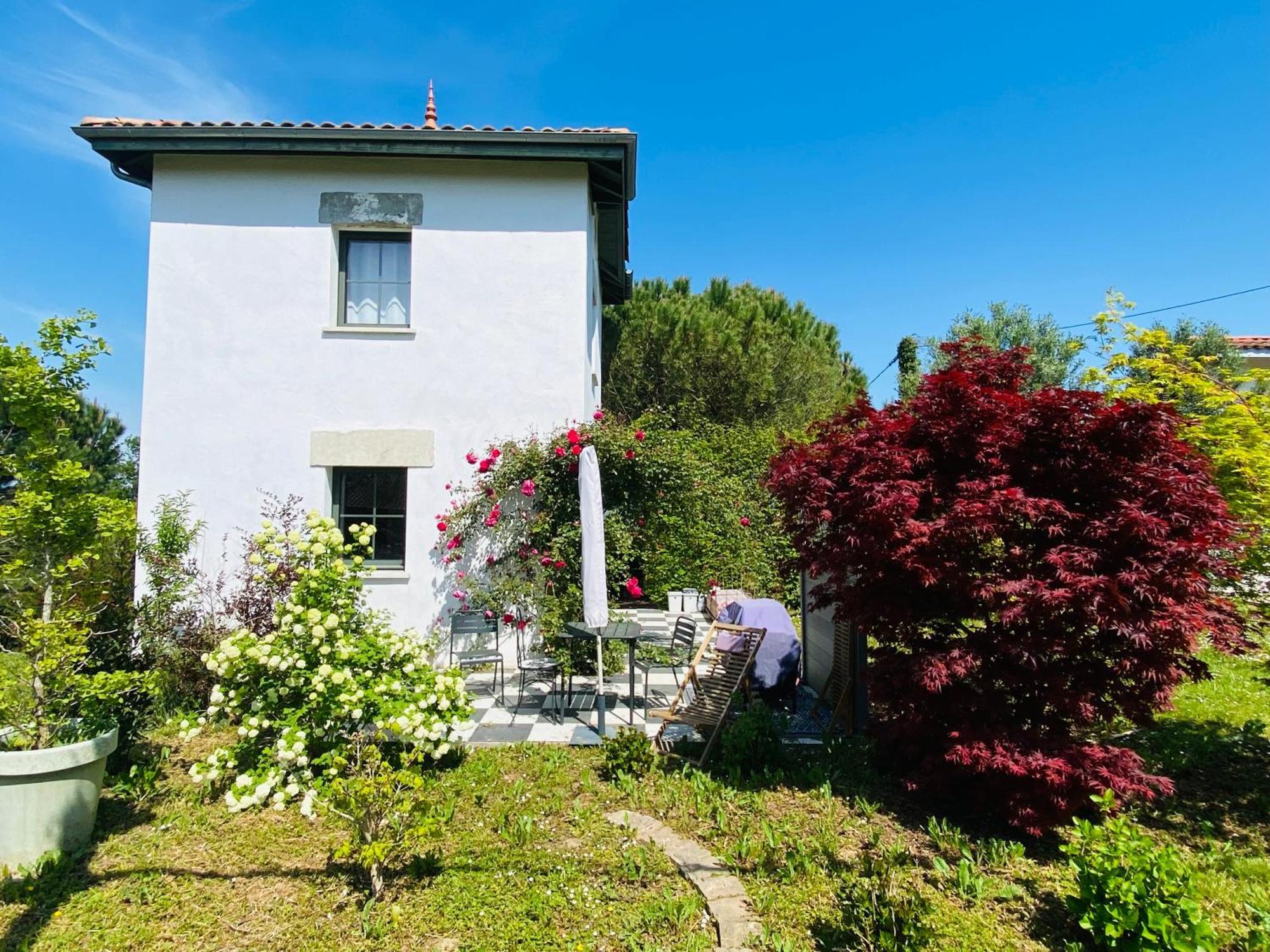 La Bastide De Guiche Entre Ocean Et Montagnes Apartman Kültér fotó