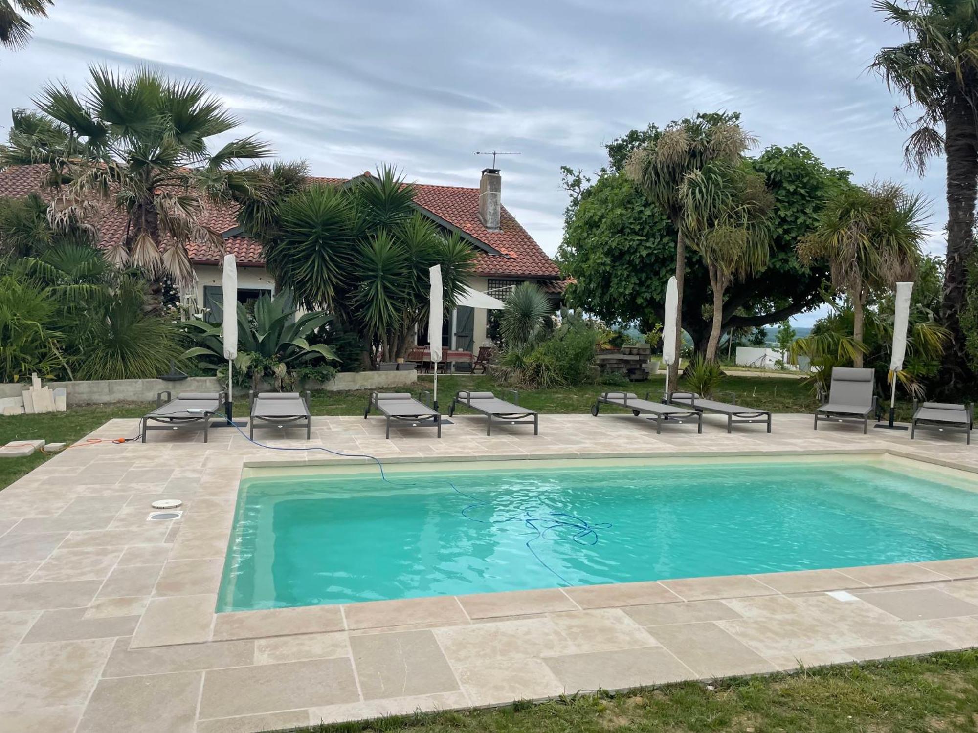 La Bastide De Guiche Entre Ocean Et Montagnes Apartman Kültér fotó